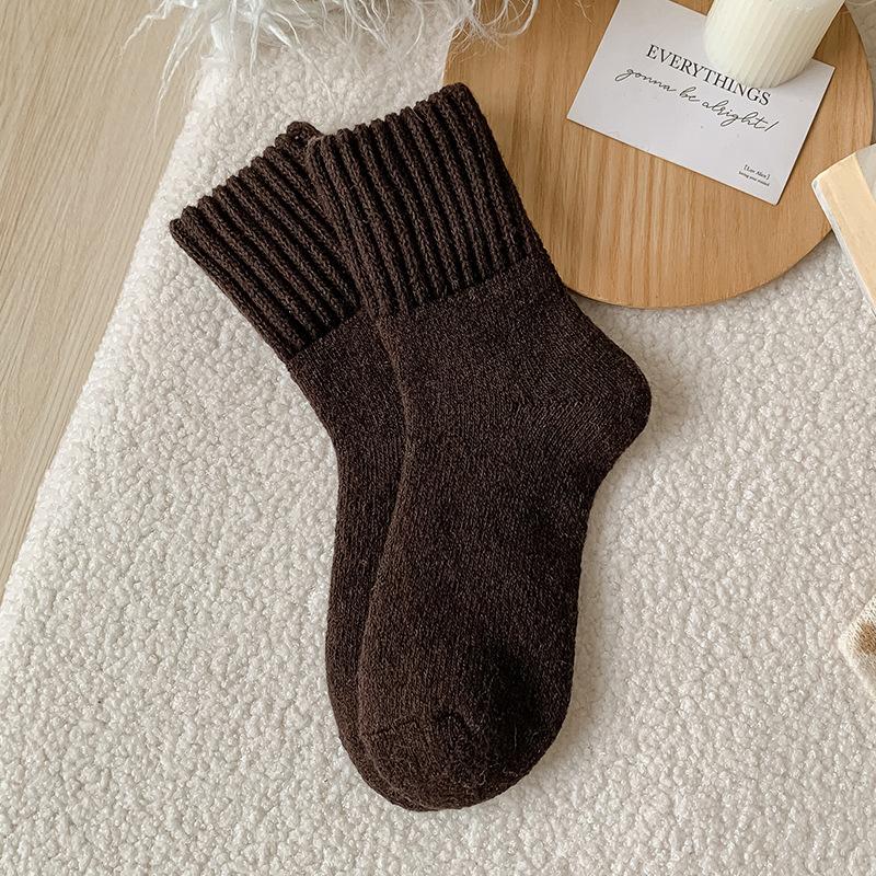 🧦Cozysocks™ – Värmande Mysstrumpor för Kalla Dagar