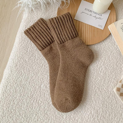 🧦Cozysocks™ – Värmande Mysstrumpor för Kalla Dagar